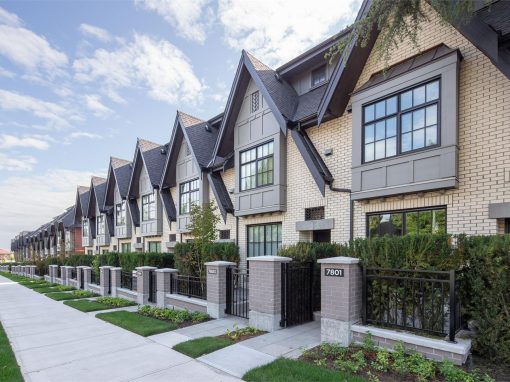 Oak & Park Townhomes – Vancouver, BC